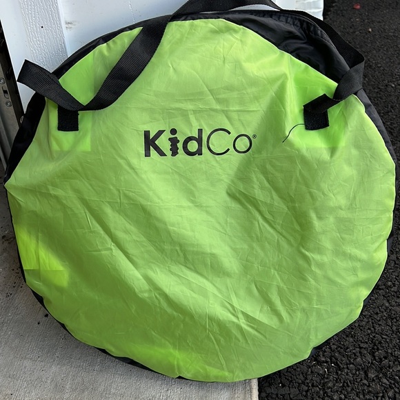 Kid Co Pop Up Peapod Travel Bed (green) - Picture 2 of 2